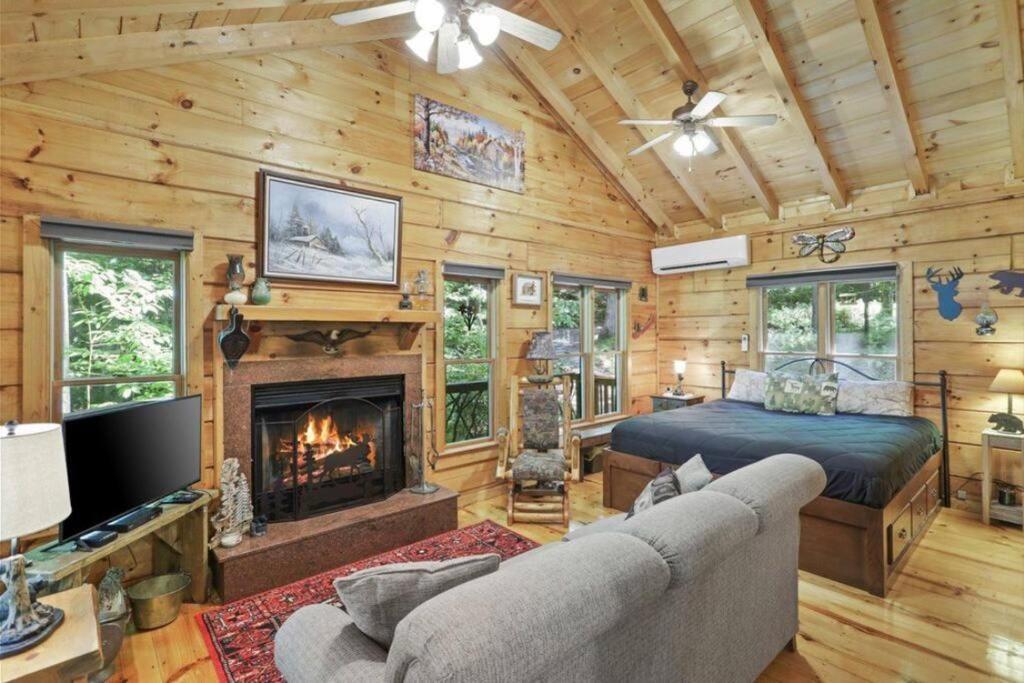Open Studio Lodge At Little Rock Creek Cherry Log ภายนอก รูปภาพ