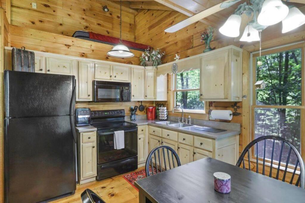 Open Studio Lodge At Little Rock Creek Cherry Log ภายนอก รูปภาพ